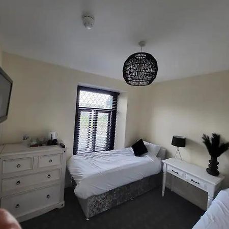 הוליהד The Dublin Packet - Twin Room 1 מראה חיצוני תמונה