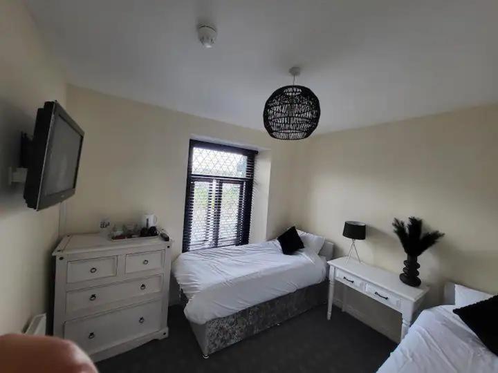 הוליהד The Dublin Packet - Twin Room 1 מראה חיצוני תמונה