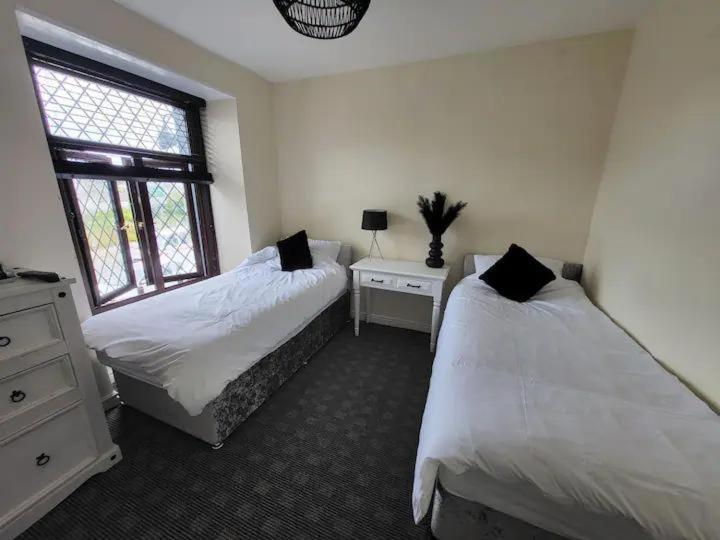 הוליהד The Dublin Packet - Twin Room 1 מראה חיצוני תמונה